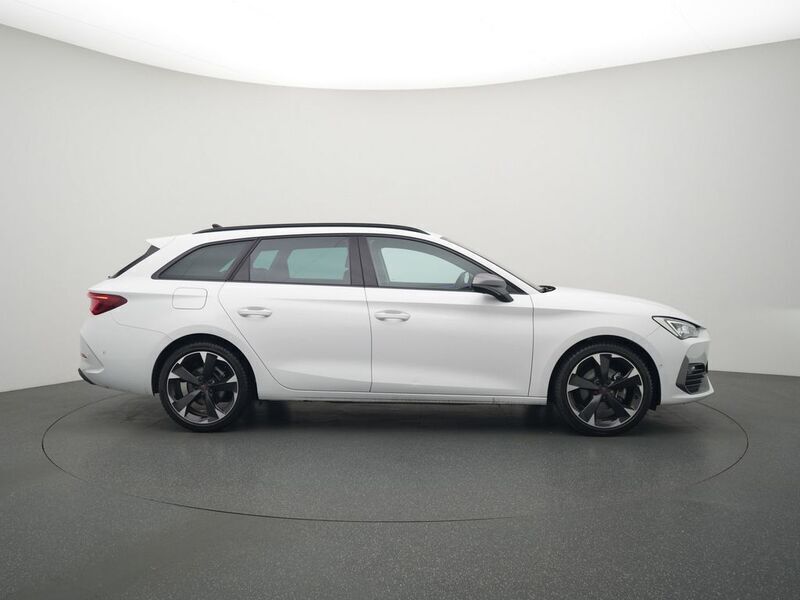 Nevada weiss Gebraucht 2024 Cupra Leon Kombi | 33.980 € (Fairer Preis) - Bild 1/3