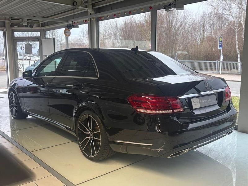 Usata Mercedes E350 252 CV (185 kW) 2014 Nero Berlina
