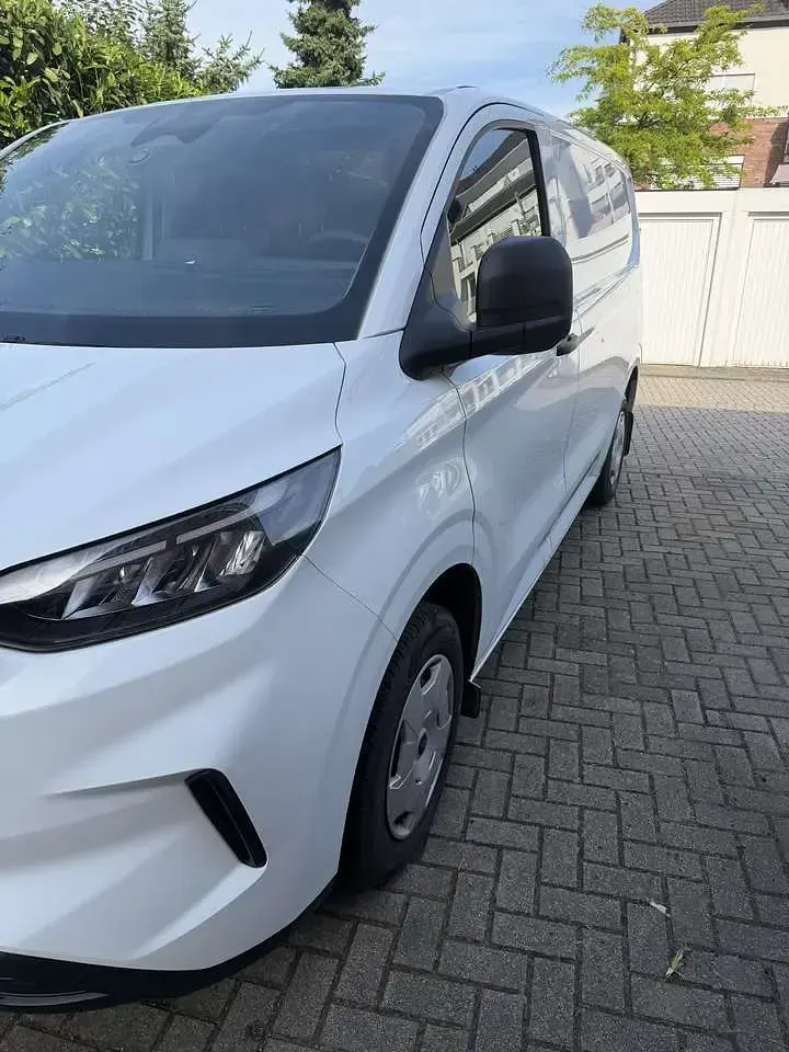 Gebraucht Ford Transit Custom Trend 136 PS (100 kW) 2024 Pickup