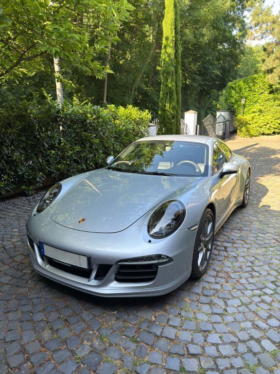 Silber Gebraucht 2015 Porsche 911 Carrera 4 GTS Coupé | 119.800 € (Guter Preis) - Bild 1/4