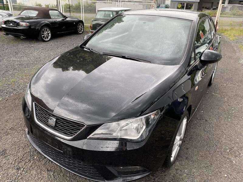 Phantomschwarz (metallic) Gebraucht 2012 Seat Ibiza Style Kleinwagen | 2.999 € (Superpreis) - Bild 1/4