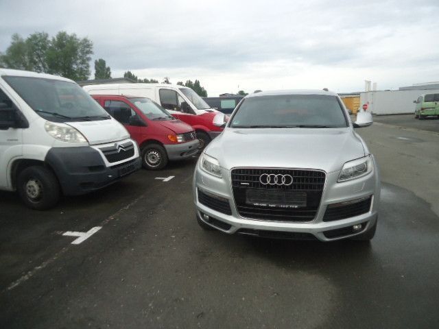Silber Gebraucht 2009 Audi Q7 SUV | 6.990 € (Fairer Preis) - Bild 1/4