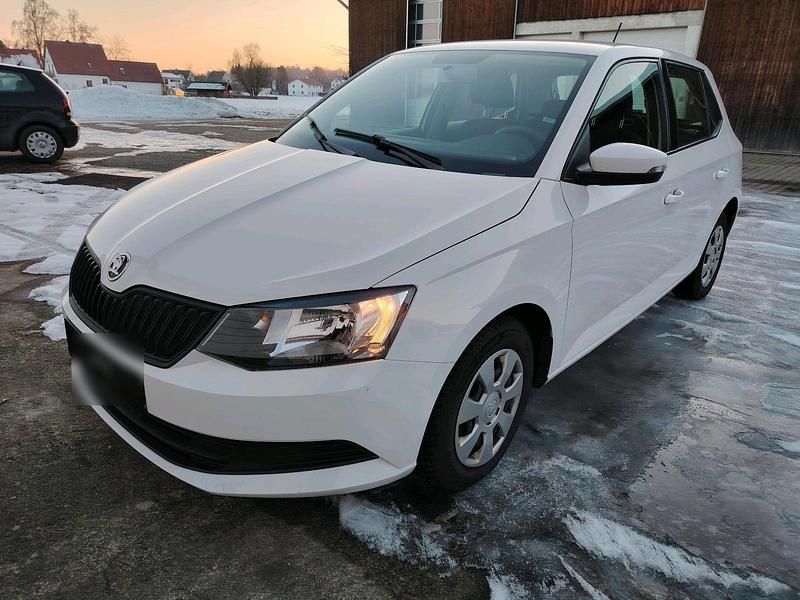 Gebraucht Skoda Fabia 90 PS (66 kW) 2017 Weiß Kleinwagen