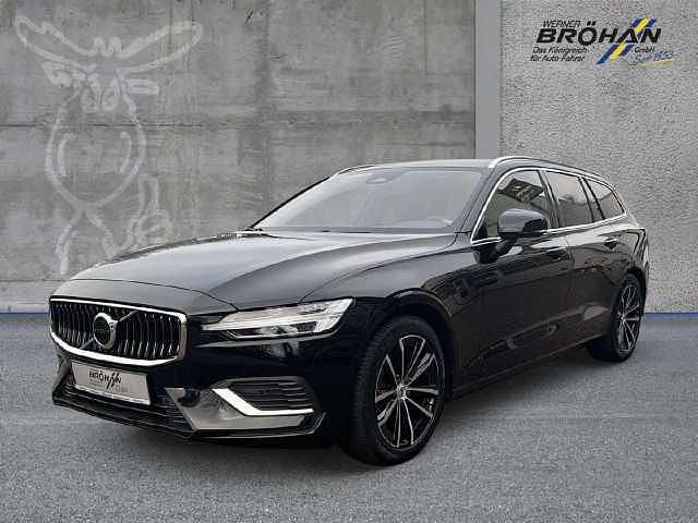 Black solid "stone" / solid Gebraucht 2022 Volvo V60 Core Kombi | 33.780 € (Fairer Preis) - Bild 1/4