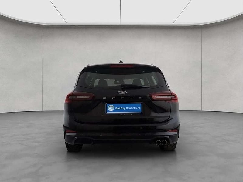 Gebraucht Ford Focus ST-Line 155 PS (114 kW) 2024 Agate black metallic Kombi