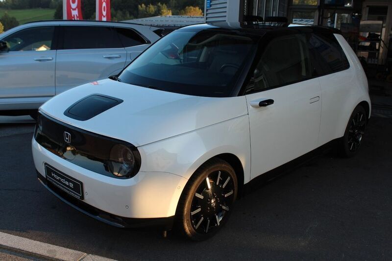 Gebraucht Honda e Advance 113 kW (154 PS) 2020 Platinum white pearl Kleinwagen