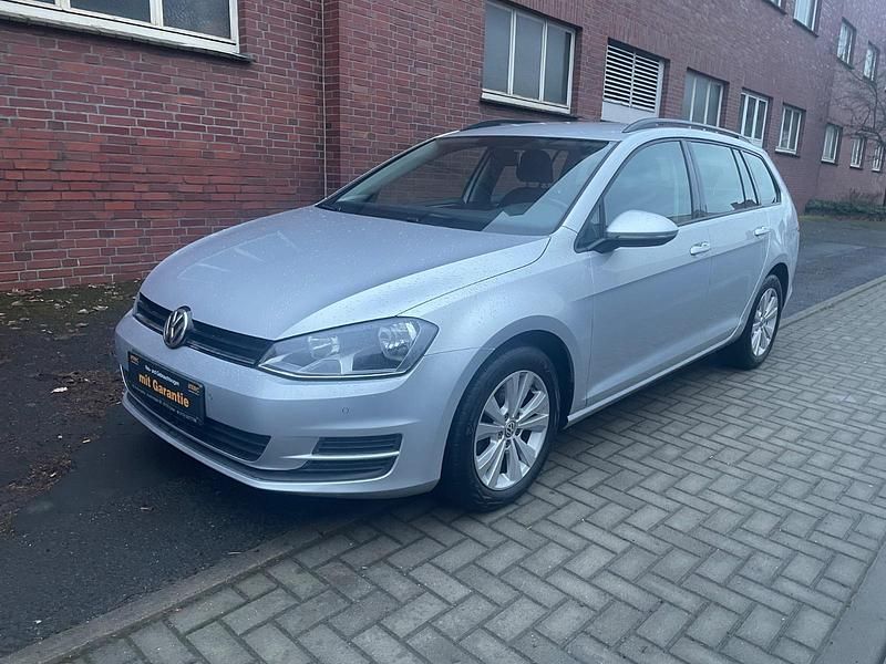 Gebraucht VW Golf VII 105 PS (77 kW) 2014 Silber Kombi