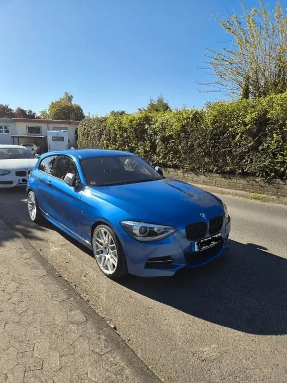 Gebraucht BMW M135 Performance 320 PS (235 kW) 2014 Blau Kleinwagen