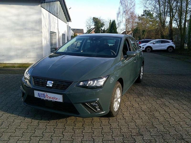 Neu Seat Ibiza Reference 80 PS (58 kW) 2025 Fjordblau Kleinwagen