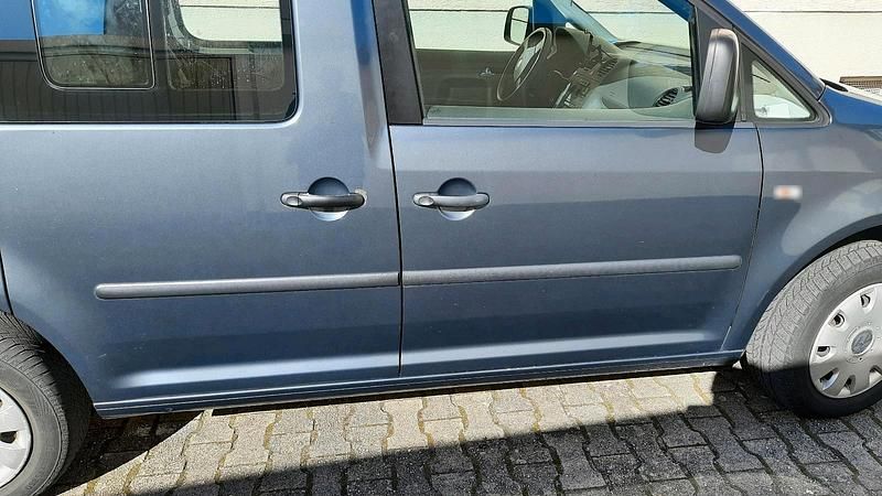 Gebraucht VW Caddy 105 PS (77 kW) 2010 Grau Van / Kleinbus