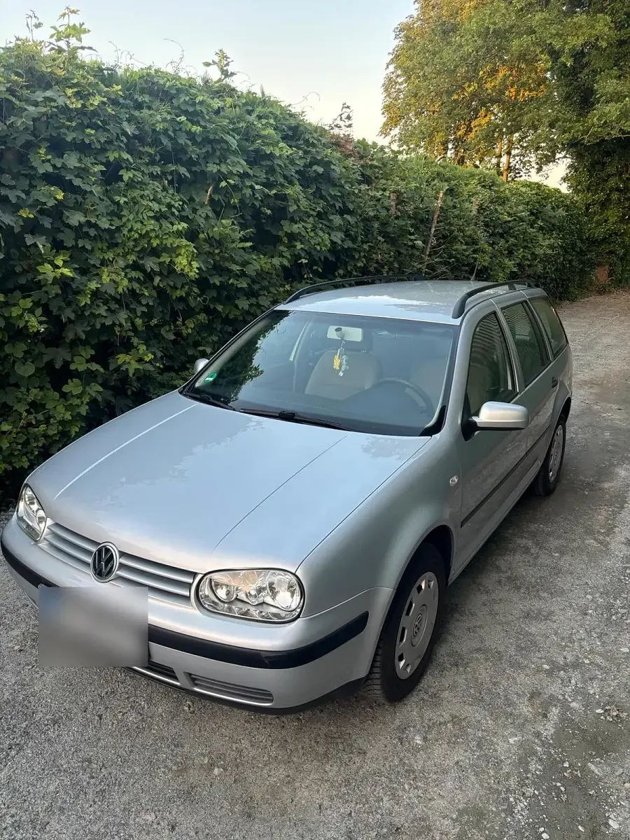 Gebraucht VW Golf IV 102 PS (75 kW) 2002 Silber Kombi