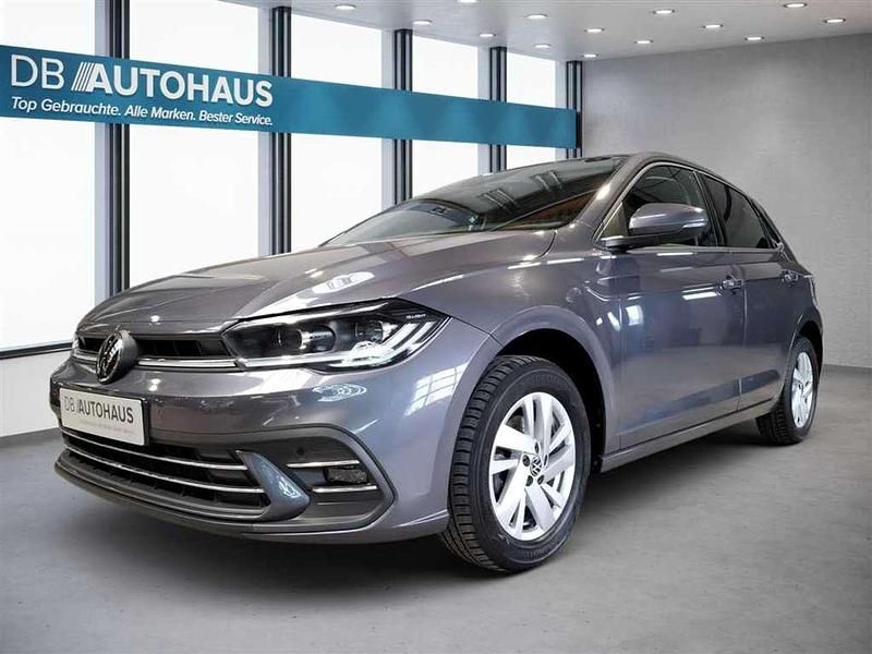 Grau Gebraucht 2023 VW Polo Style Kleinwagen | 19.390 € (Guter Preis) - Bild 1/4