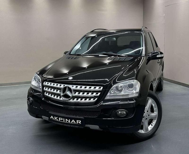 Gebraucht Mercedes ML320 224 PS (164 kW) 2007 Schwarz SUV