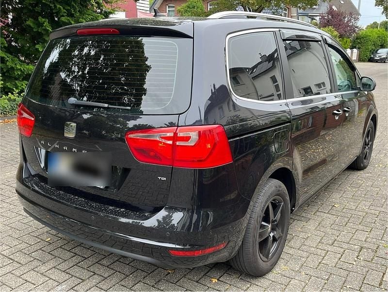 Gebraucht Seat Alhambra 176 PS (129 kW) 2013 Schwarz Van / Kleinbus