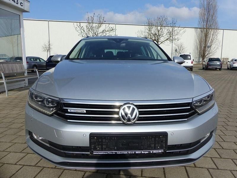 Gebraucht VW Passat Comfortline 150 PS (110 kW) 2017 Silber Kombi