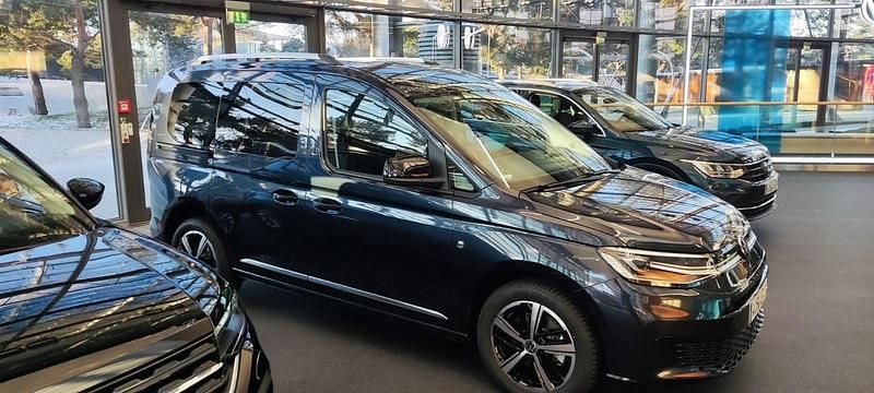 Gebraucht VW Caddy Style 115 PS (84 kW) 2024 Blau Van / Kleinbus