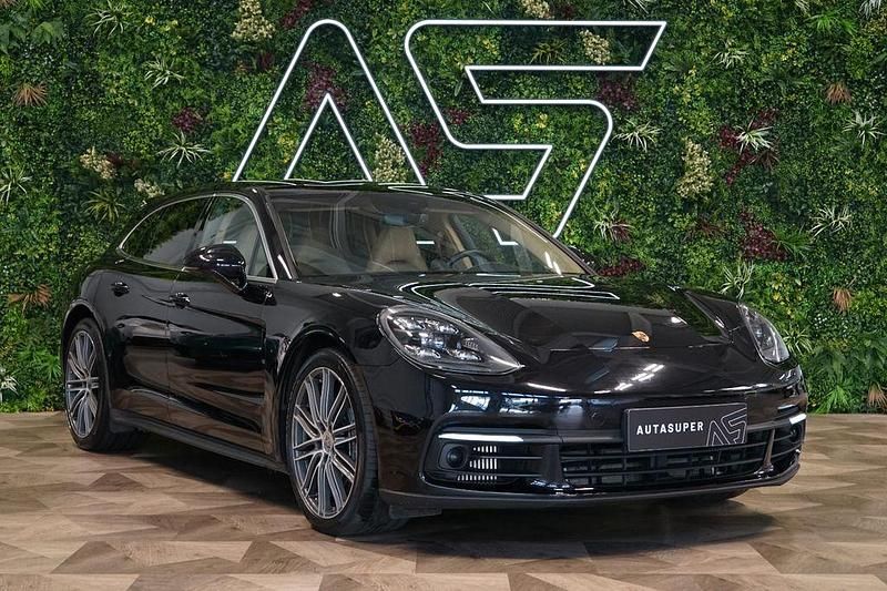 Schwarz Gebraucht 2020 Porsche Panamera 4 Chrono Limousine | 75.100 € (Fairer Preis) - Bild 1/3
