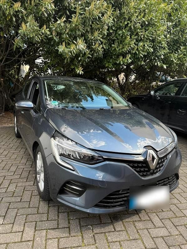 Gebraucht Renault Clio IV 101 PS (74 kW) 2019 Grau Kleinwagen