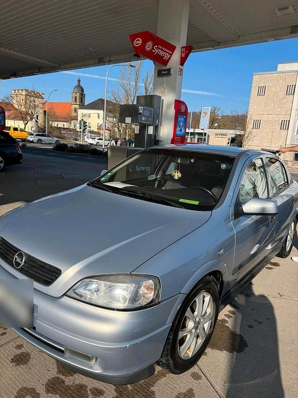 Gebraucht Opel Astra 84 PS (61 kW) 2001 Grau Limousine