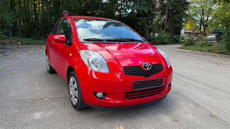Rot Gebraucht 2008 Toyota Yaris Sol Kleinwagen | 1.700 € (Superpreis) - Bild 1/4