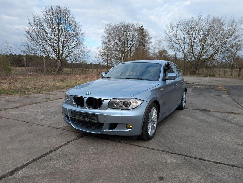 Gebraucht BMW 116 M Sport 122 PS (89 kW) 2011 Blau Kleinwagen