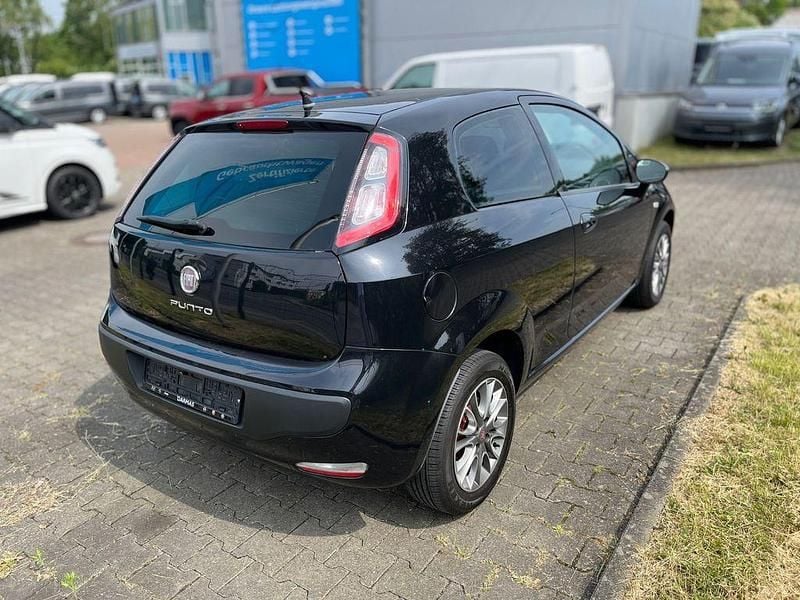 Gebraucht Fiat Punto Evo 77 PS (56 kW) 2012 Schwarz Kleinwagen