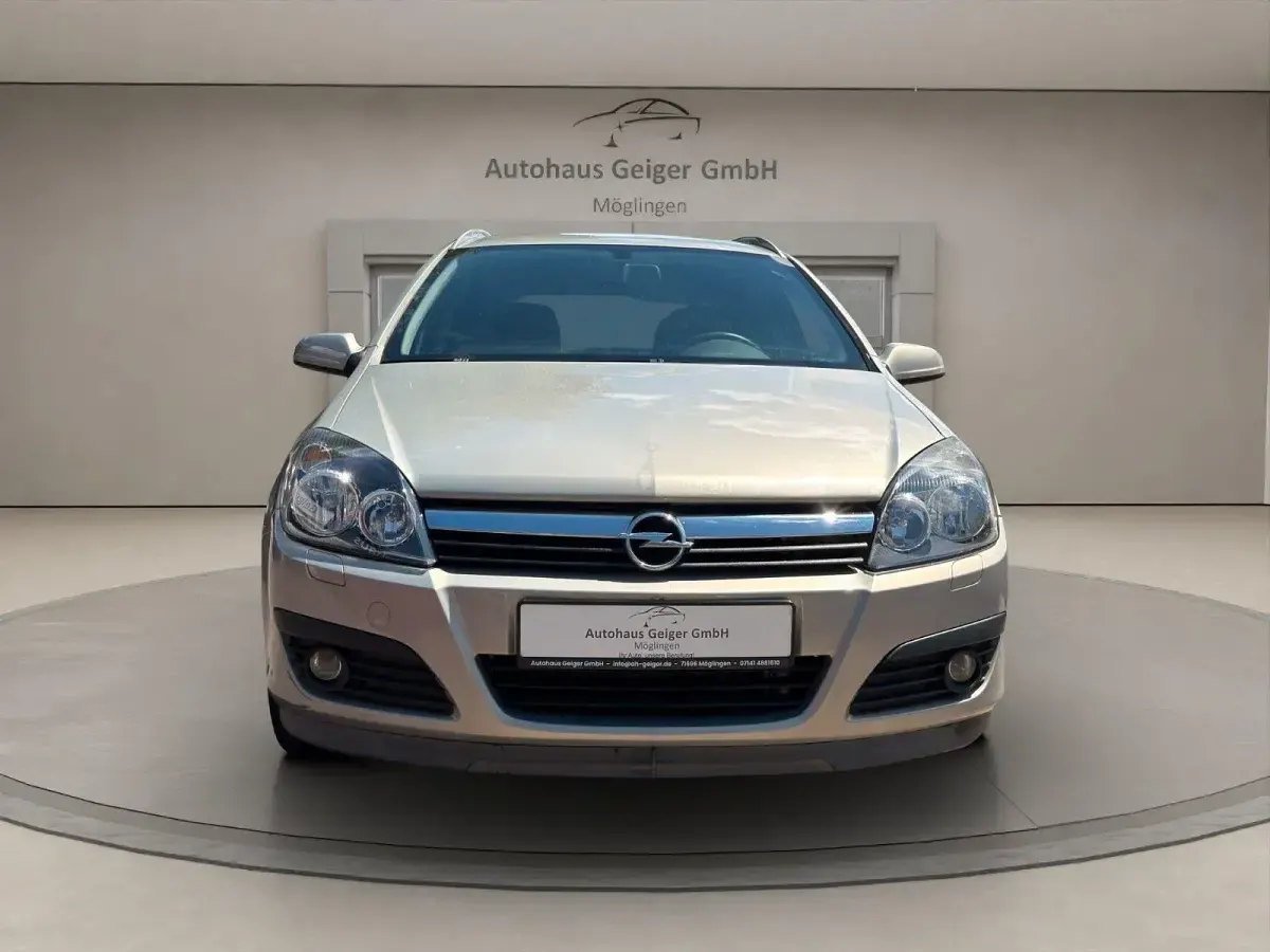 Gebraucht Opel Astra Edition 105 PS (77 kW) 2006 Grau Kombi