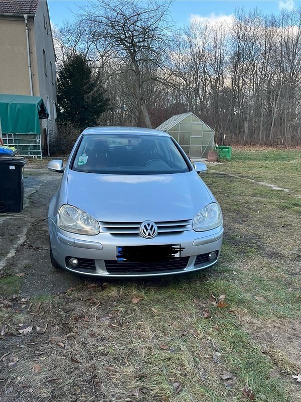 Gebraucht VW Golf V 105 PS (77 kW) 2006 Silber Kleinwagen