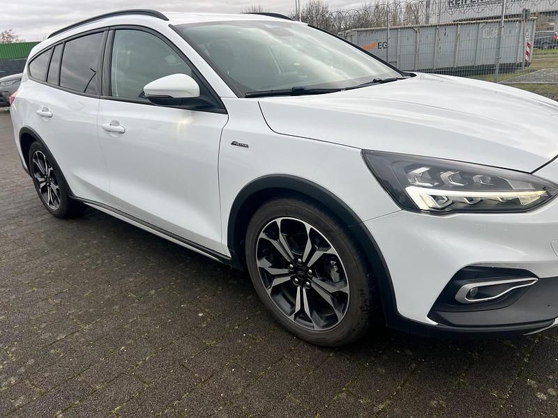 Gebraucht Ford Focus 150 PS (110 kW) 2020 Weiß Kombi