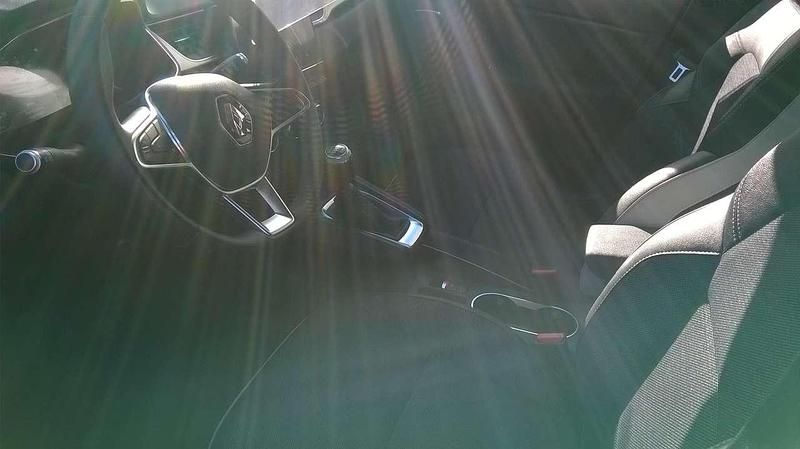 Gebraucht Renault Captur Intens 91 PS (66 kW) 2022 Black pearl schwarz SUV