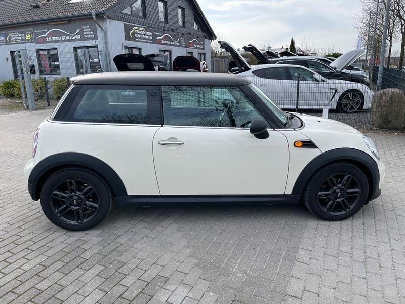 Gebraucht Mini One D Pepper 90 PS (66 kW) 2011 Weiß Kleinwagen
