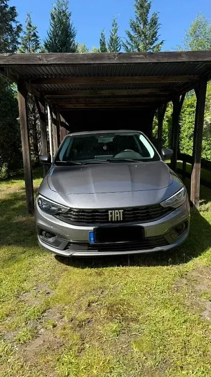 Gebraucht Fiat Tipo Life 131 PS (96 kW) 2024 Grau Limousine