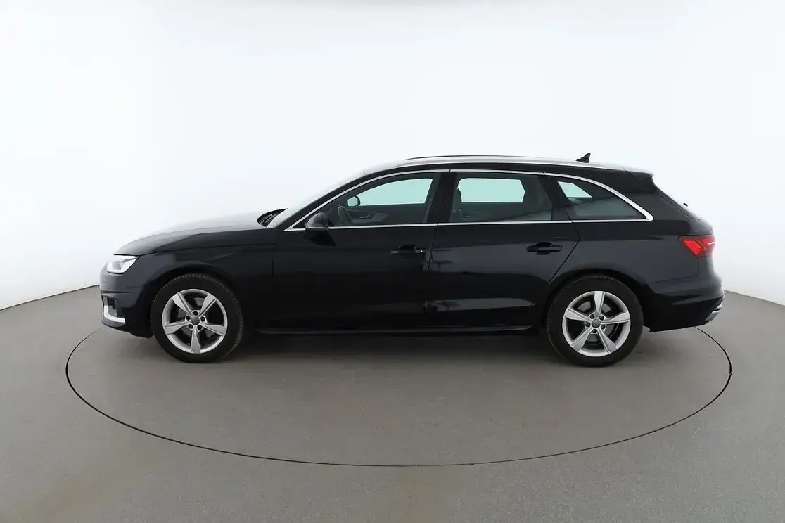 Gebraucht Audi A4 Advanced 150 PS (110 kW) 2020 Schwarz Kombi