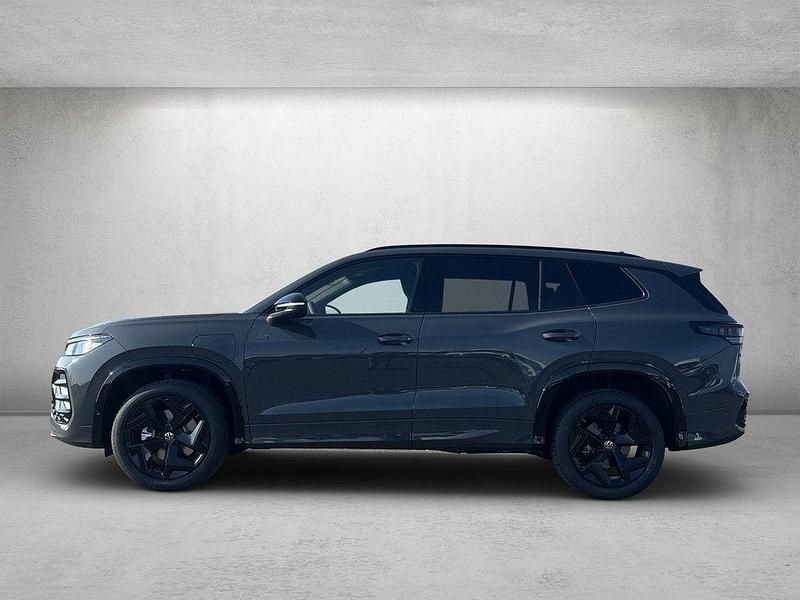 Neu VW Tayron R-line 177 PS (130 kW) 2026 Delfingrau metallic SUV