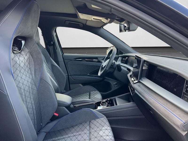 Gebraucht VW Tayron R-line 150 PS (110 kW) 2026 Grenadillschwarz metallic (metallic) SUV