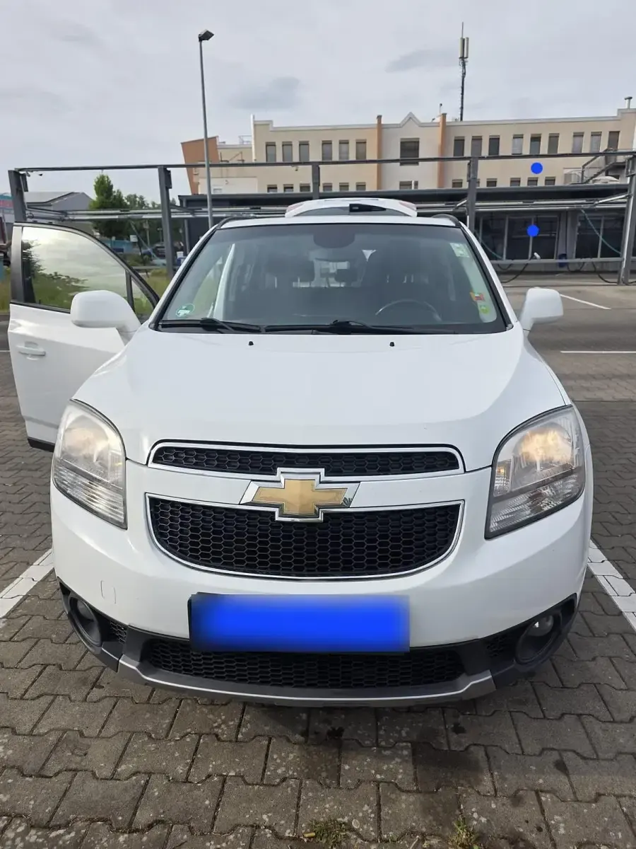 Usata Chevrolet Orlando 165 CV (121 kW) 2012 Bianco Monovolume