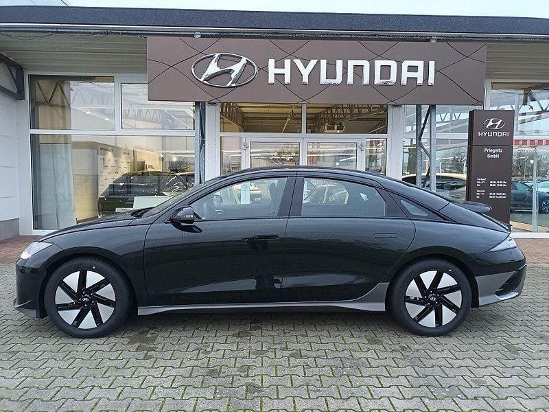 Gebraucht Hyundai Ioniq 6 Dynamiq 167 kW (228 PS) 2024 Digital green pearl Limousine