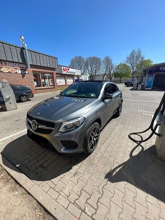 Grau Gebraucht 2018 Mercedes GLE350 Coupé | 22.900 € (Superpreis) - Bild 1/4