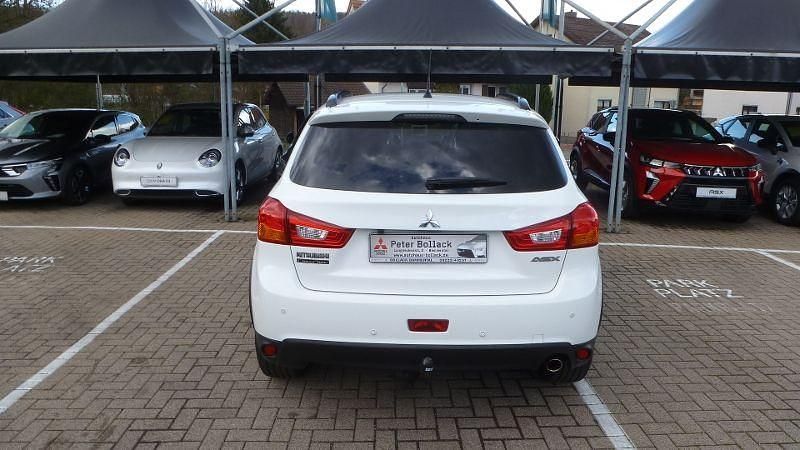 Gebraucht Mitsubishi ASX Top 117 PS (86 kW) 2016 Andenweiß SUV
