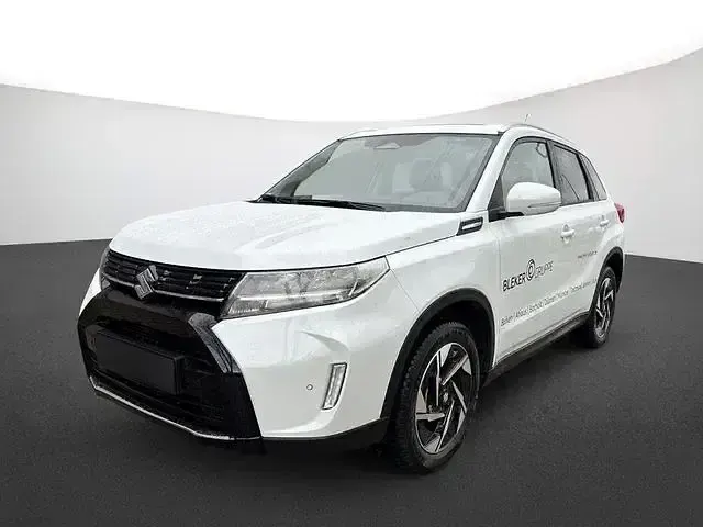 Gebraucht Suzuki Vitara Comfort+ 116 PS (85 kW) 2025 Cool white pearl met SUV
