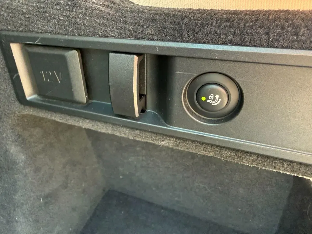 Gebraucht BMW 330e 292 PS (214 kW) 2020 Blau Kombi