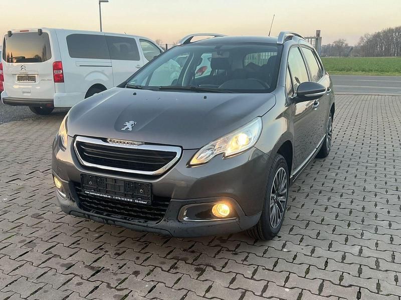 Grau Gebraucht 2015 Peugeot 2008 SUV | 7.000 € - Bild 1/4