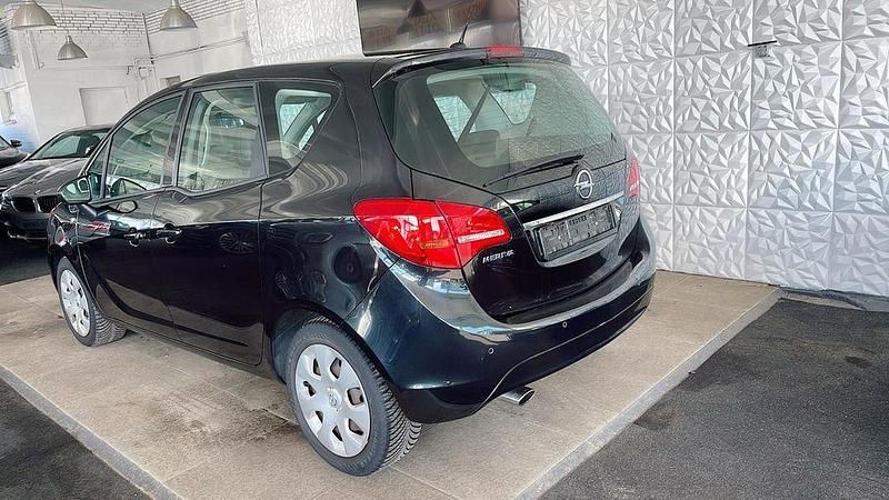 Gebraucht Opel Meriva Edition 140 PS (102 kW) 2017 Schwarz Van / Kleinbus