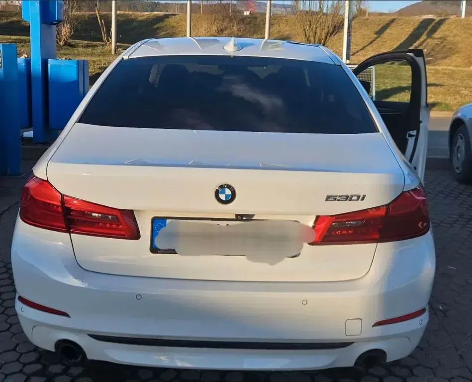 Gebraucht BMW 530 Sport Line 252 PS (185 kW) 2016 Weiß Limousine