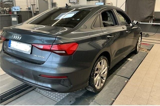 Gebraucht Audi A3 Advanced 150 PS (110 kW) 2021 Grau Limousine