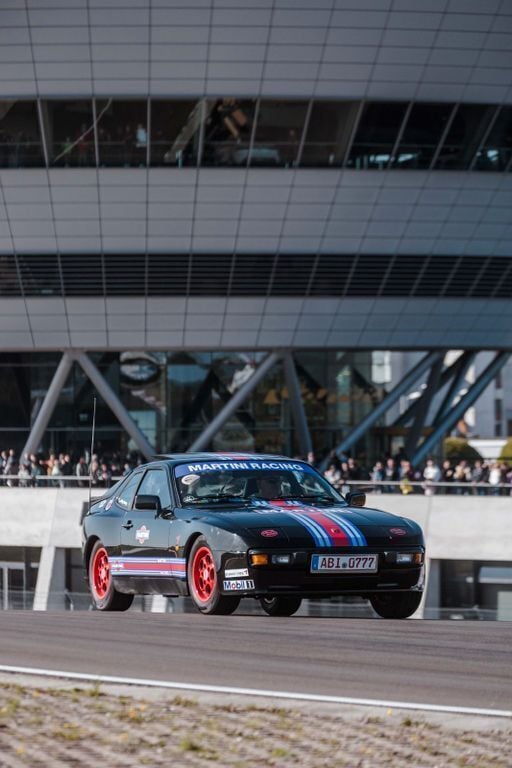 Schwarz Gebraucht 1985 Porsche 944 Coupé | 9.944 € - Bild 1/4