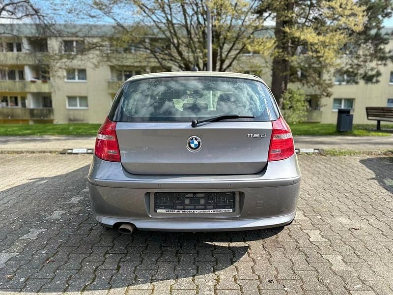 Gebraucht BMW 118 143 PS (105 kW) 2010 Grau Kleinwagen