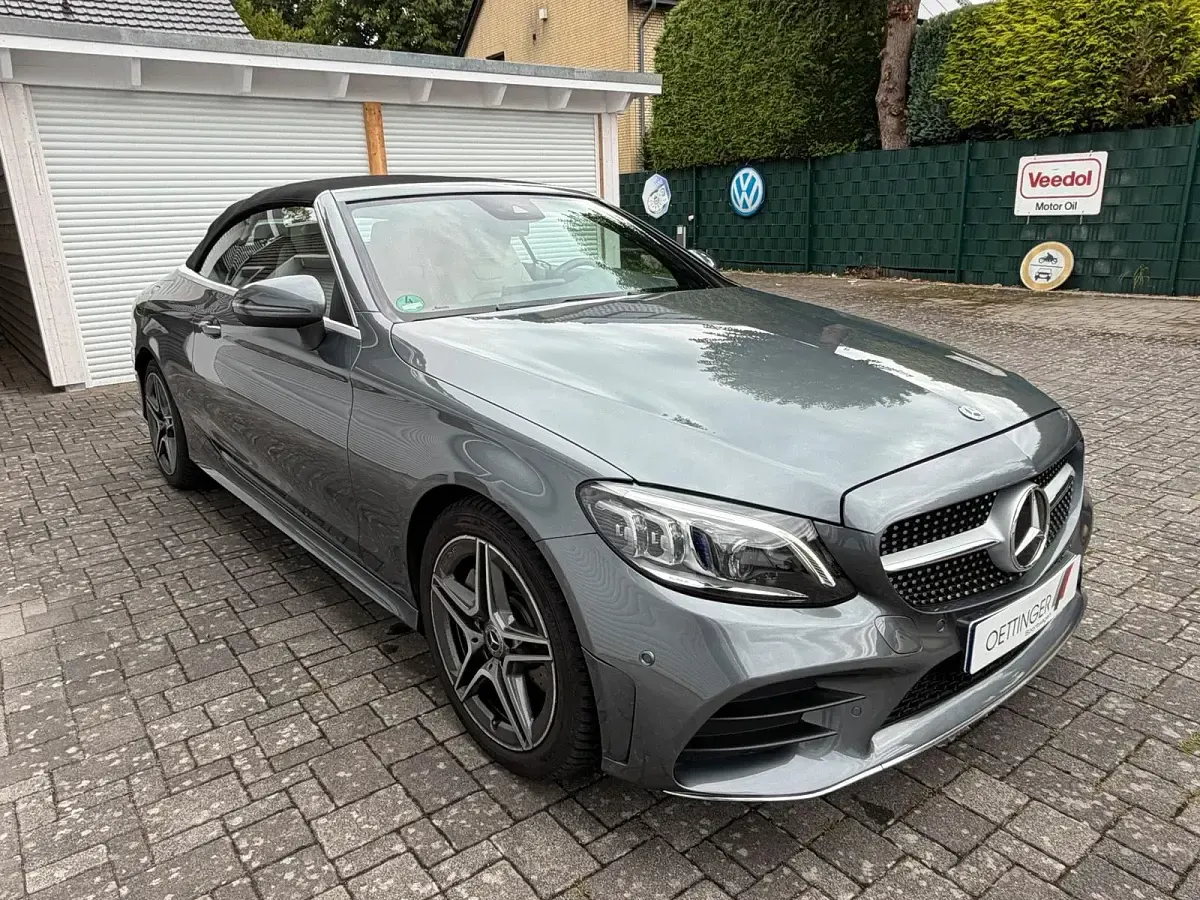 Gebraucht Mercedes C300 AMG line 258 PS (189 kW) 2020 Grau Cabrio