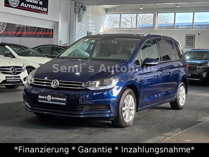 Gebraucht VW Touran Comfortline 116 PS (85 kW) 2018 Blau Van / Kleinbus