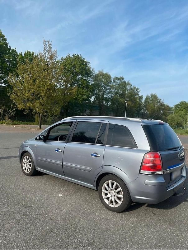 Gebraucht Opel Zafira 150 PS (110 kW) 2006 Grau Van / Kleinbus